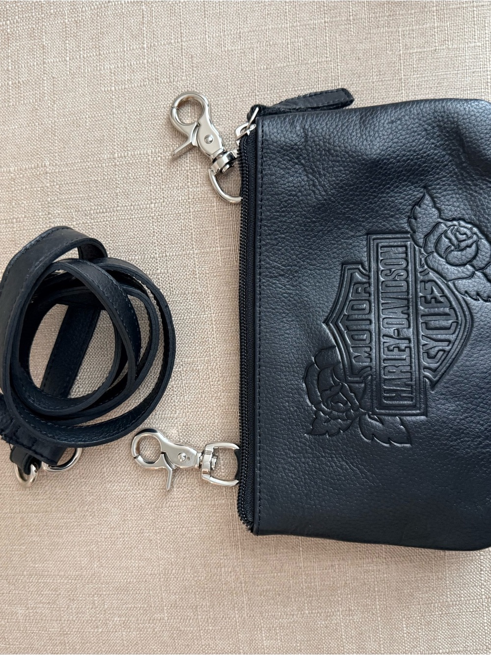 Harley-Davidson Black Leather Crossbody Pouch with Detachable Strap